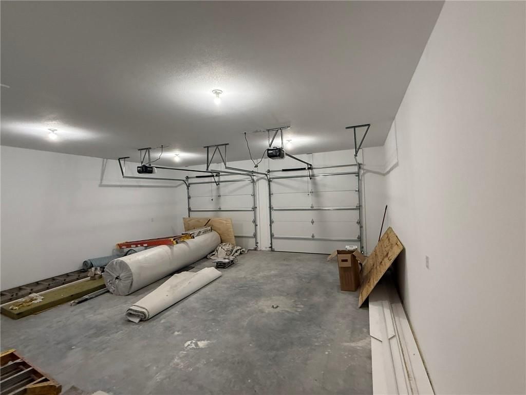 1007 George Court — photo 2