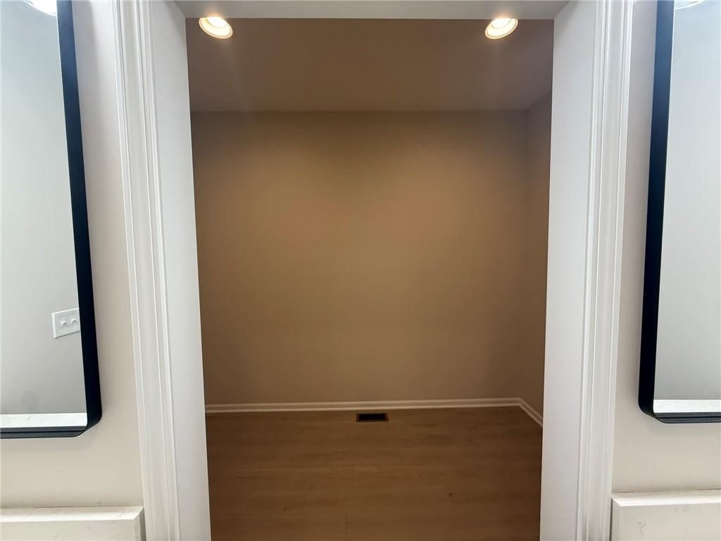 1007 George Court — photo 11
