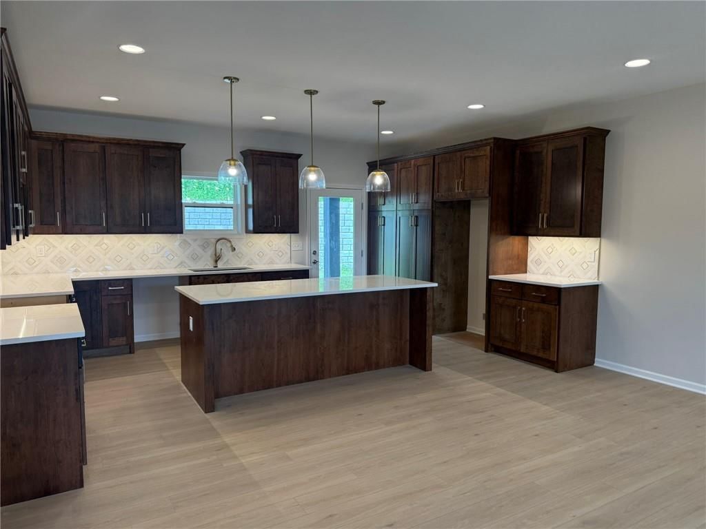 1007 George Court — photo 5