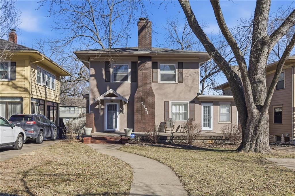 5921 Wornall Road, Kansas City, MO