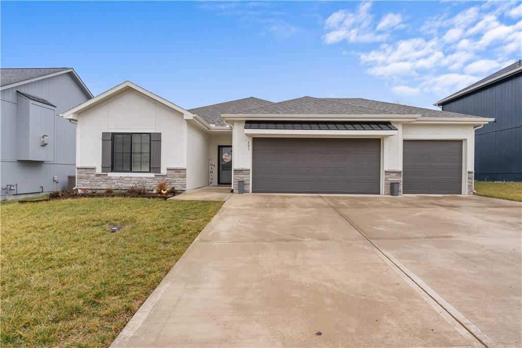 603 SW Ridgeview Drive, Grain Valley, MO