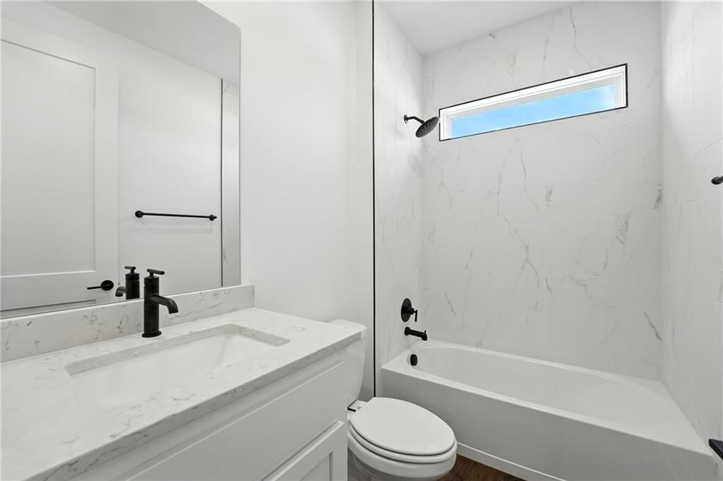 1389 N 162nd Terrace — photo 8