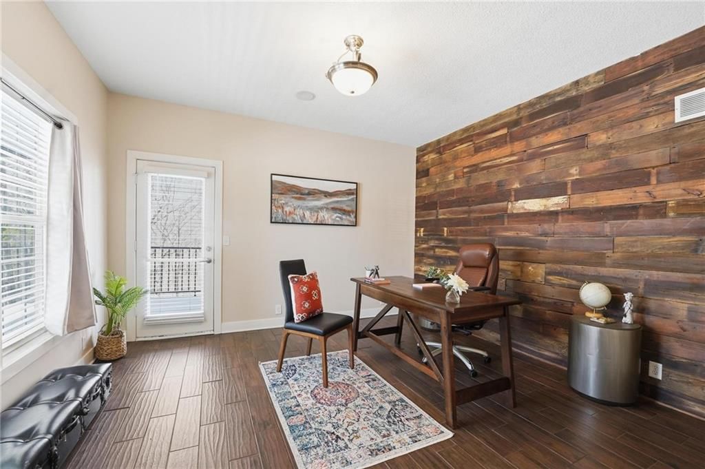 3317 N 103rd Court — photo 9