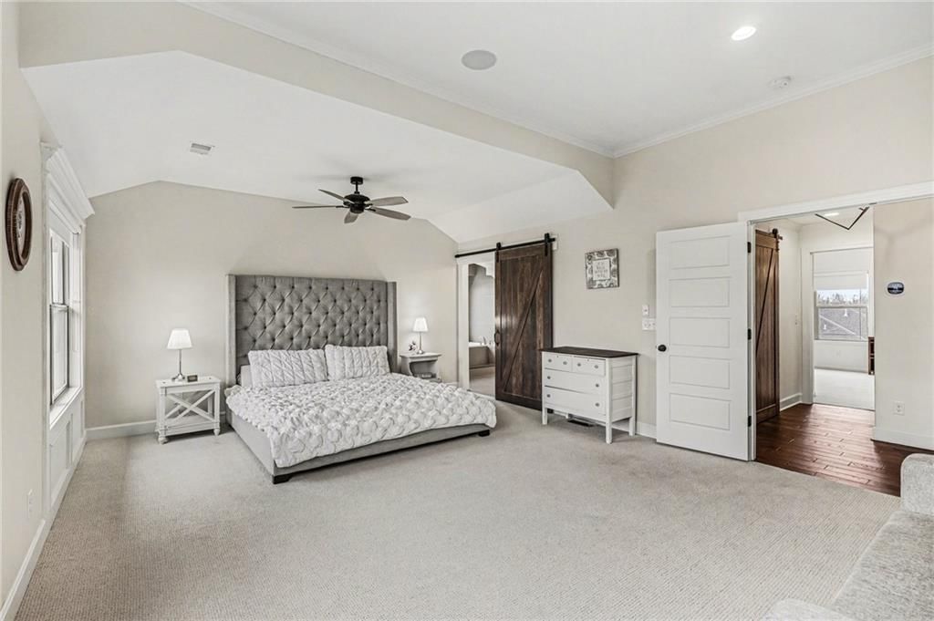 Photo 16 of 38 - 15945 W 165th Street