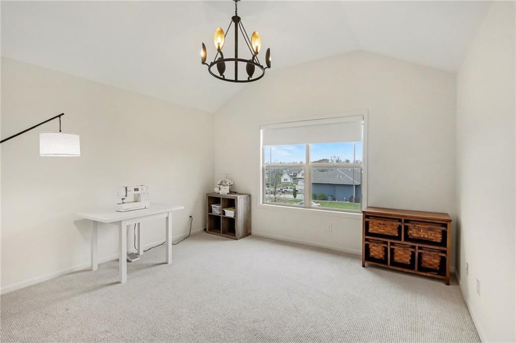 Photo 27 of 38 - 15945 W 165th Street