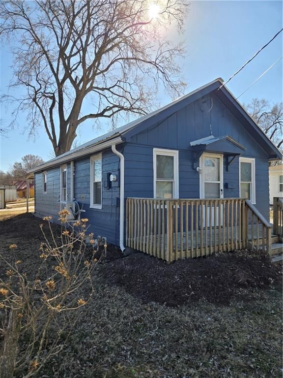 206 E College Street — photo 3