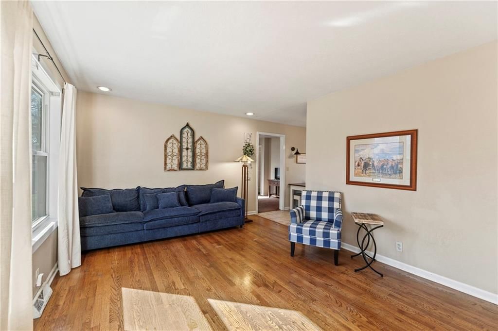 104 SW Alderson Place — photo 5