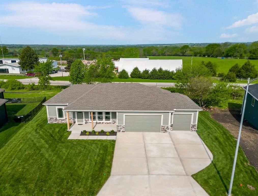 29346 Palmer Drive, Paola, KS