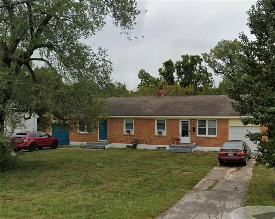 13729 S US 71 Highway, Grandview, MO