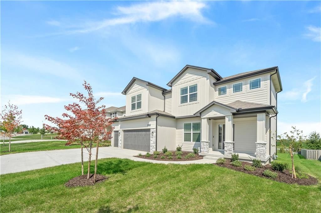 16967 S Hunter Street, Olathe, KS
