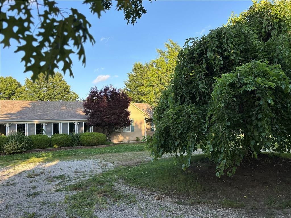 25595 Rockville Road, Louisburg, KS