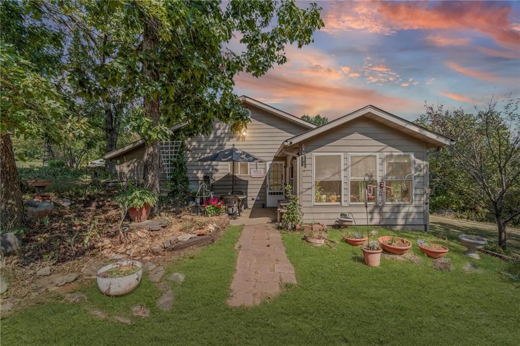 17537 Mockingbird Road — photo 1