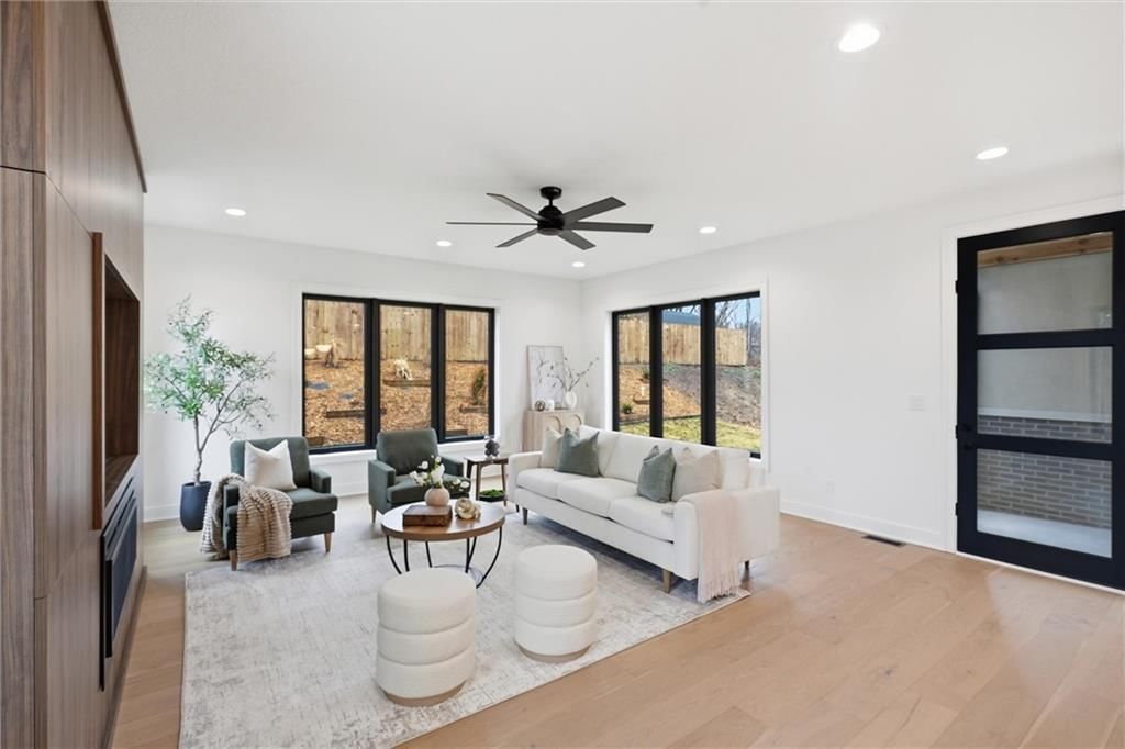 2602 NW 84th Terrace — photo 8