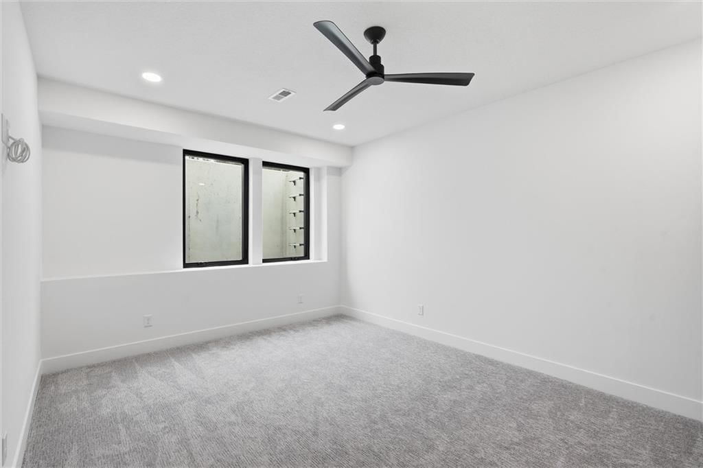 2714 NW 84th Terrace — photo 34