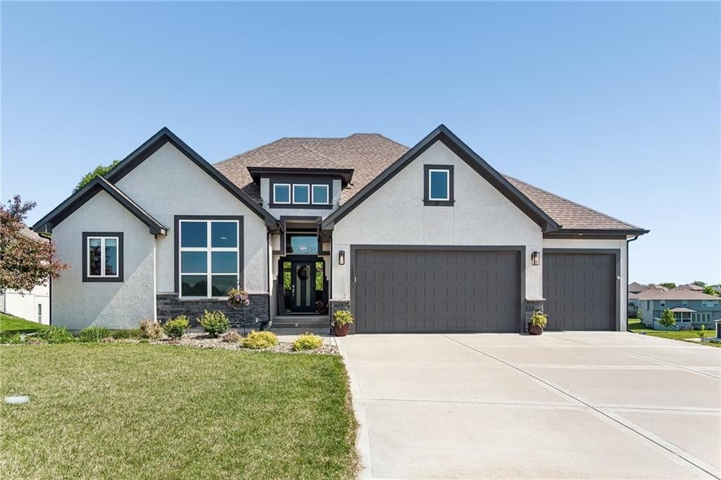 13870 NW 71st Street, Parkville, MO