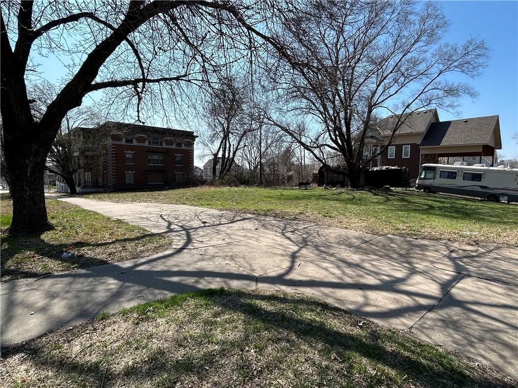 900 Benton Boulevard, Kansas City, MO