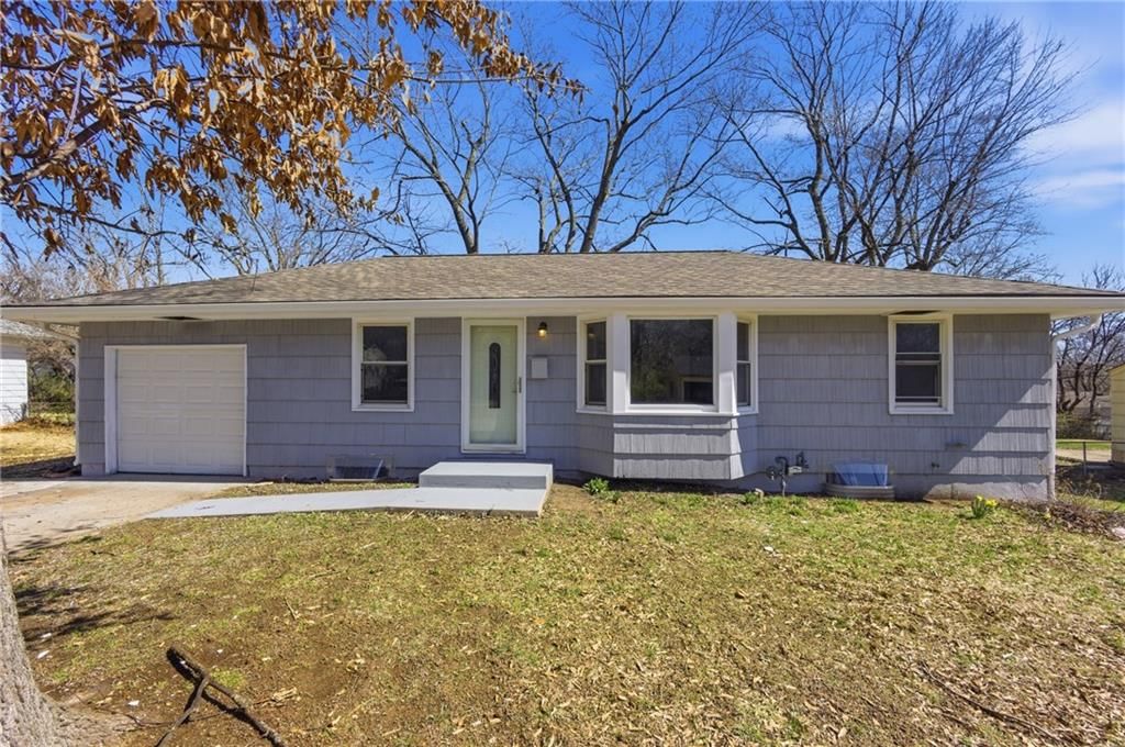 10109 White Avenue — photo 4