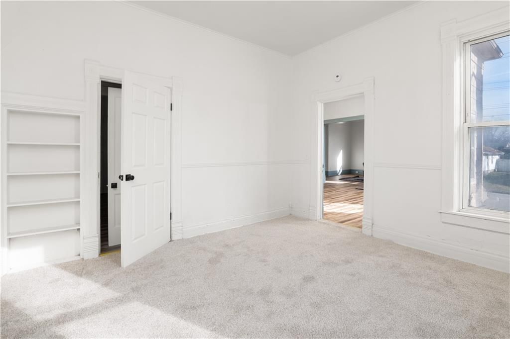 301 E Mitchell Street — photo 10