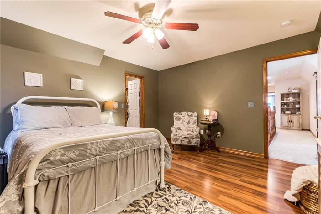 1205 E 203rd Street — photo 31