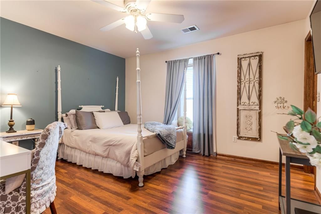 1205 E 203rd Street — photo 42