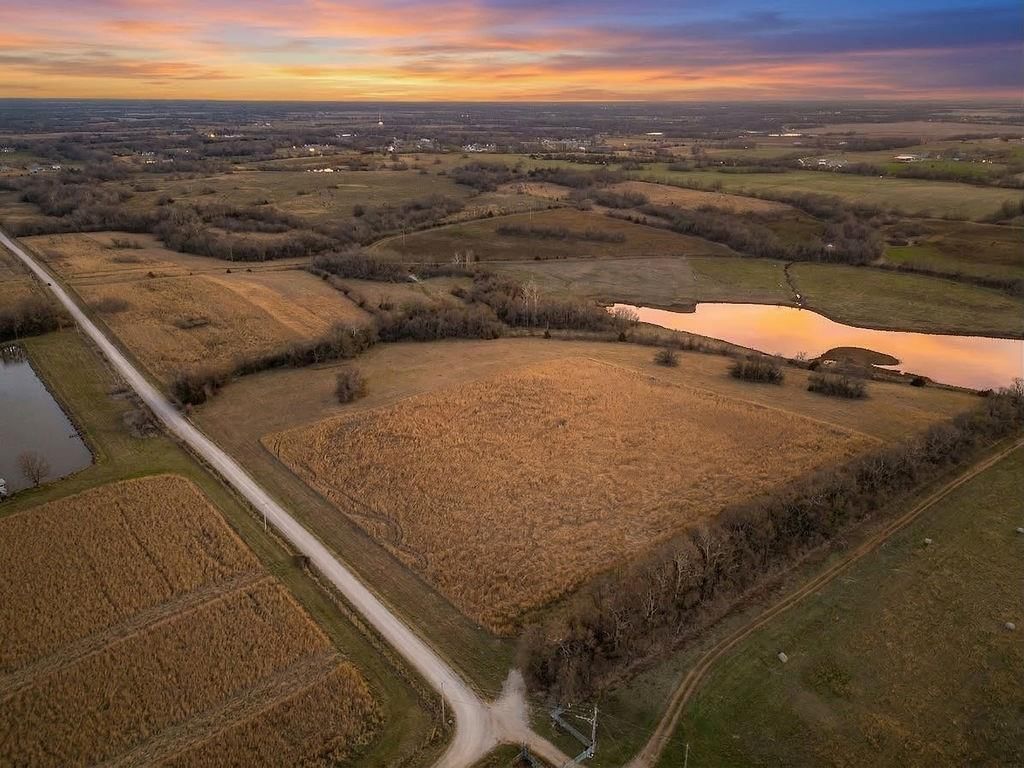 3B Little Road, Garden City, MO