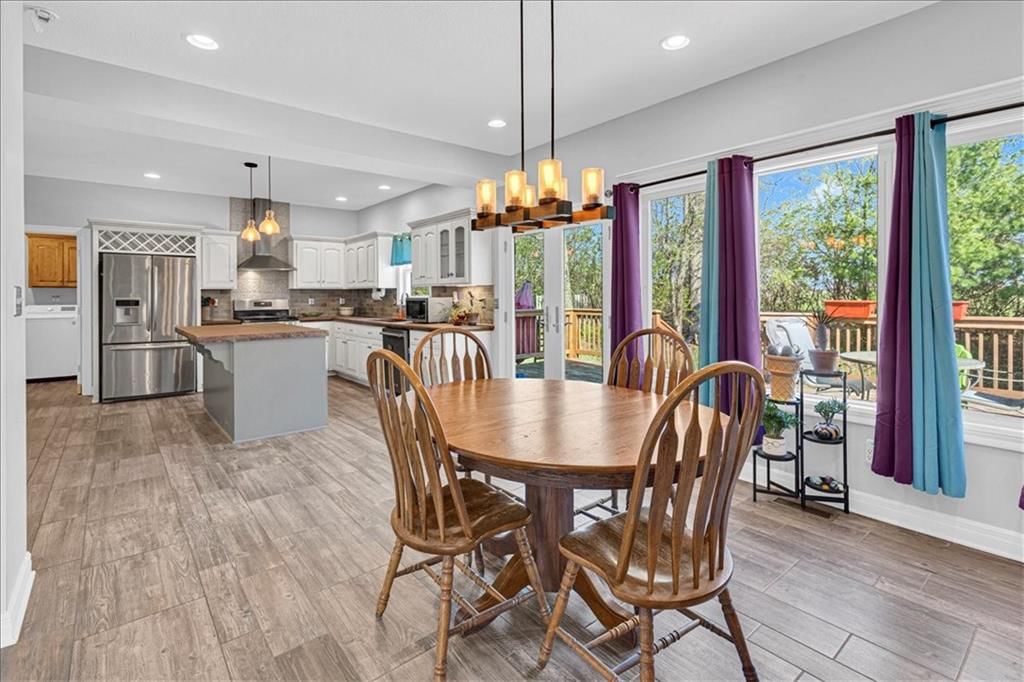 2208 SW MORRIS Drive — photo 12