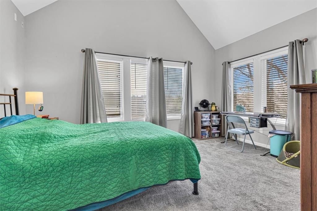 2208 SW MORRIS Drive — photo 24