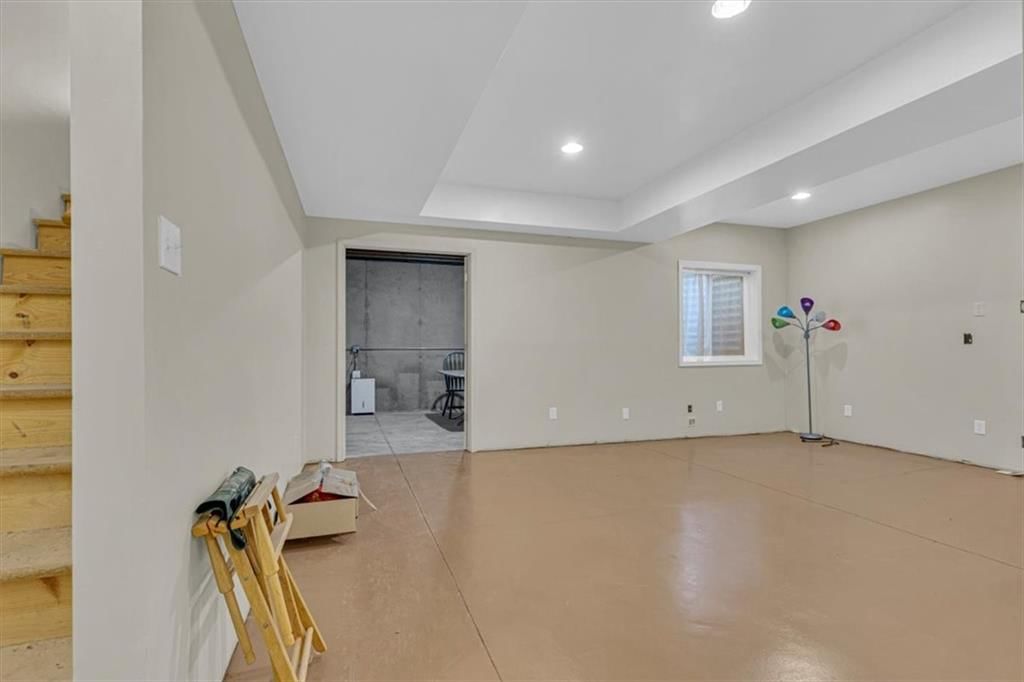 2208 SW MORRIS Drive — photo 31