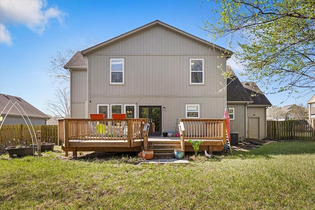 2208 SW MORRIS Drive — photo 35