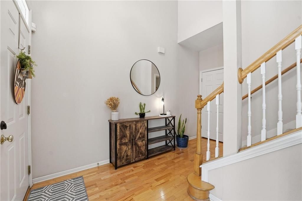Photo 8 of 47 - 21050 W 118th Terrace