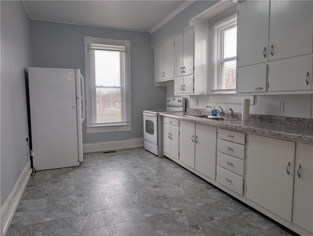 709 W Benton Street — photo 6