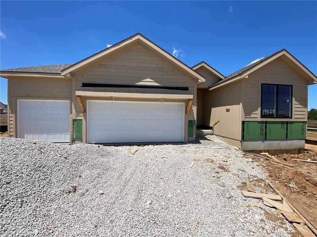 19324 Mahaffie Street, Spring Hill, KS