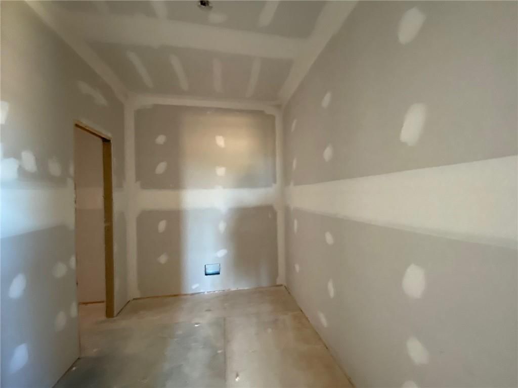 19324 Mahaffie Street — photo 10