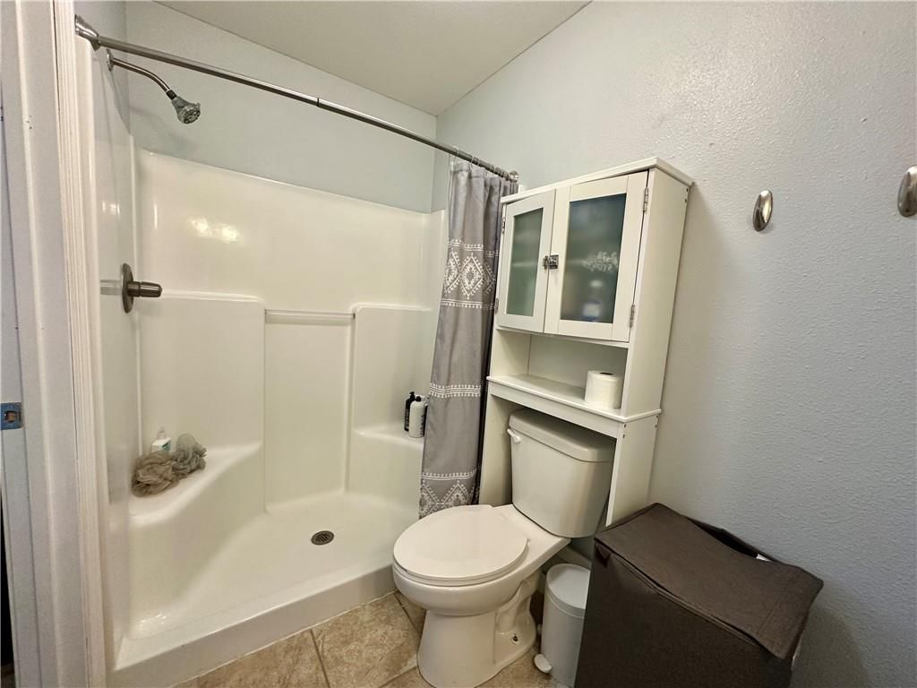922 E 4th Street — photo 12
