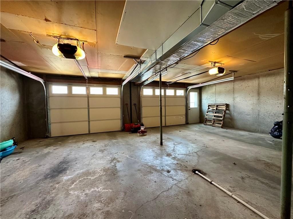 922 E 4th Street — photo 16