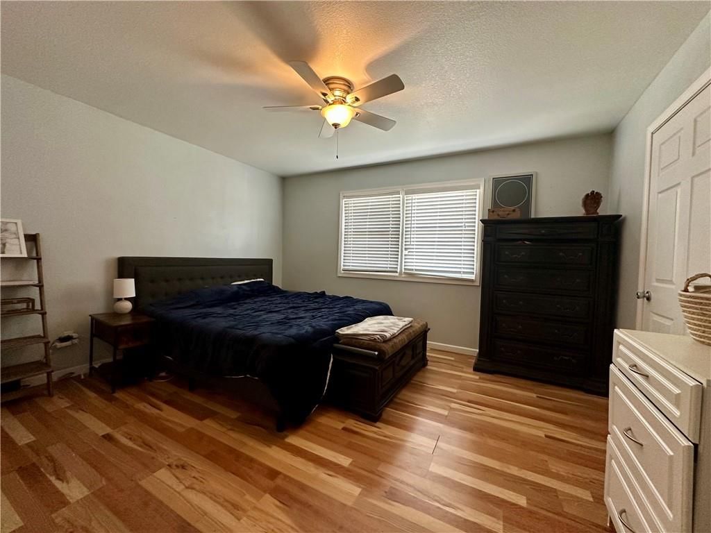 922 E 4th Street — photo 10