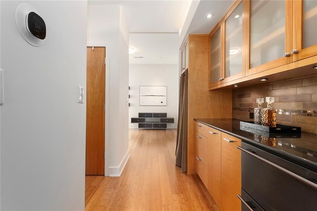 1603 Summit Street — photo 16