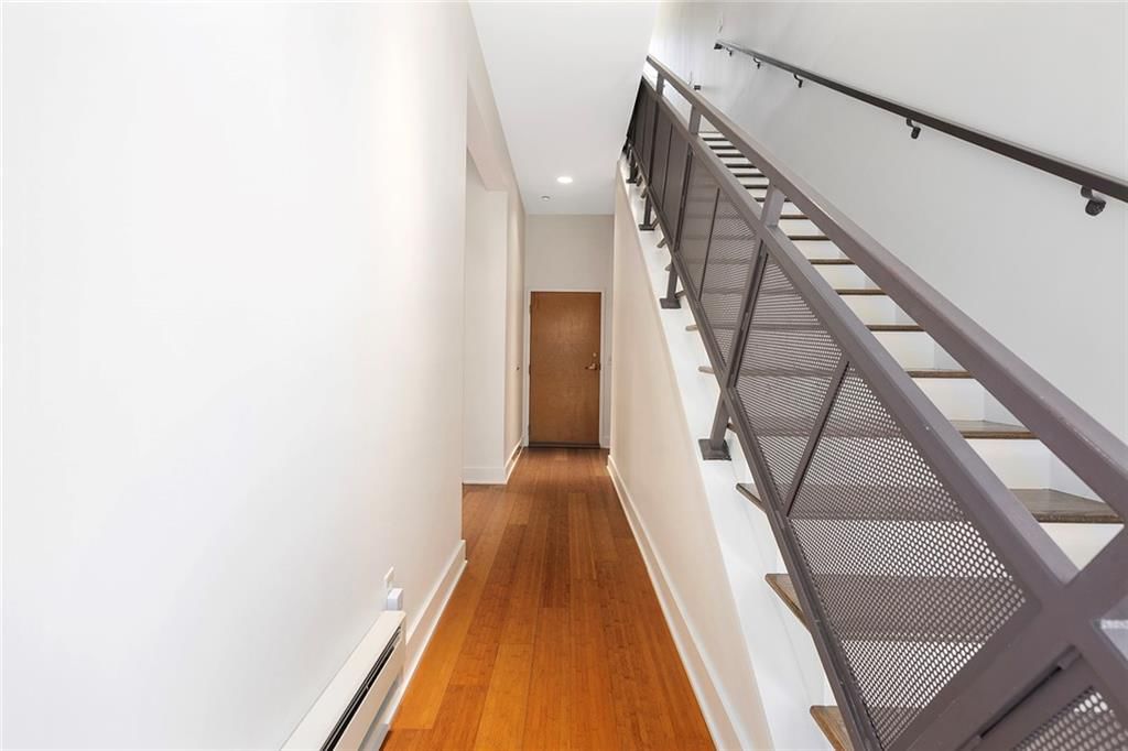 1603 Summit Street — photo 36