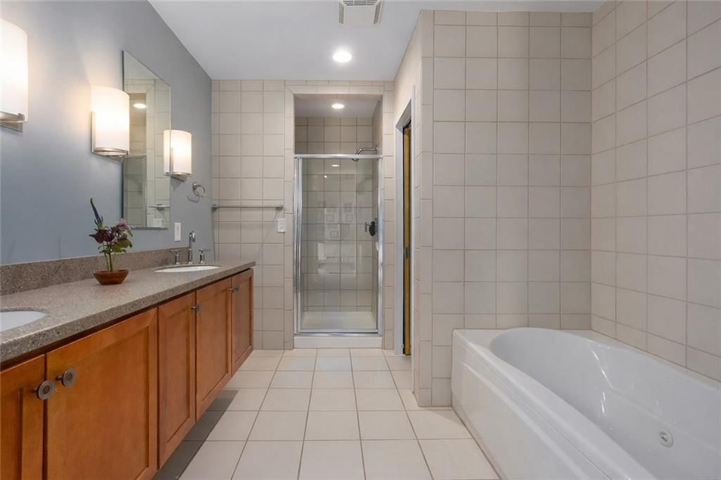 1603 Summit Street — photo 65