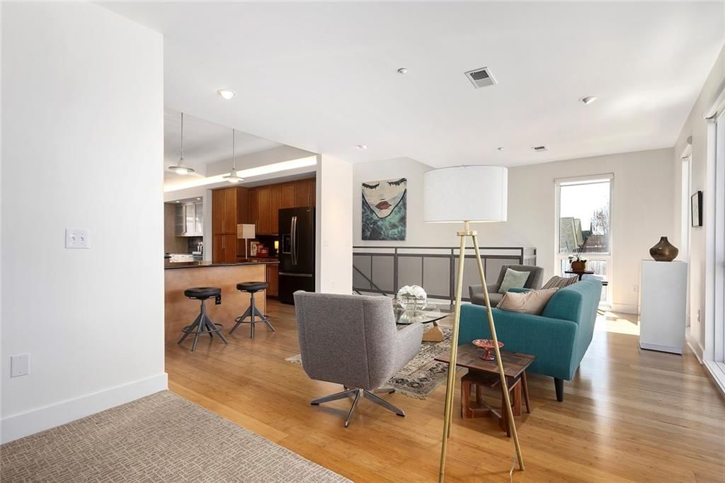 1603 Summit Street — photo 10