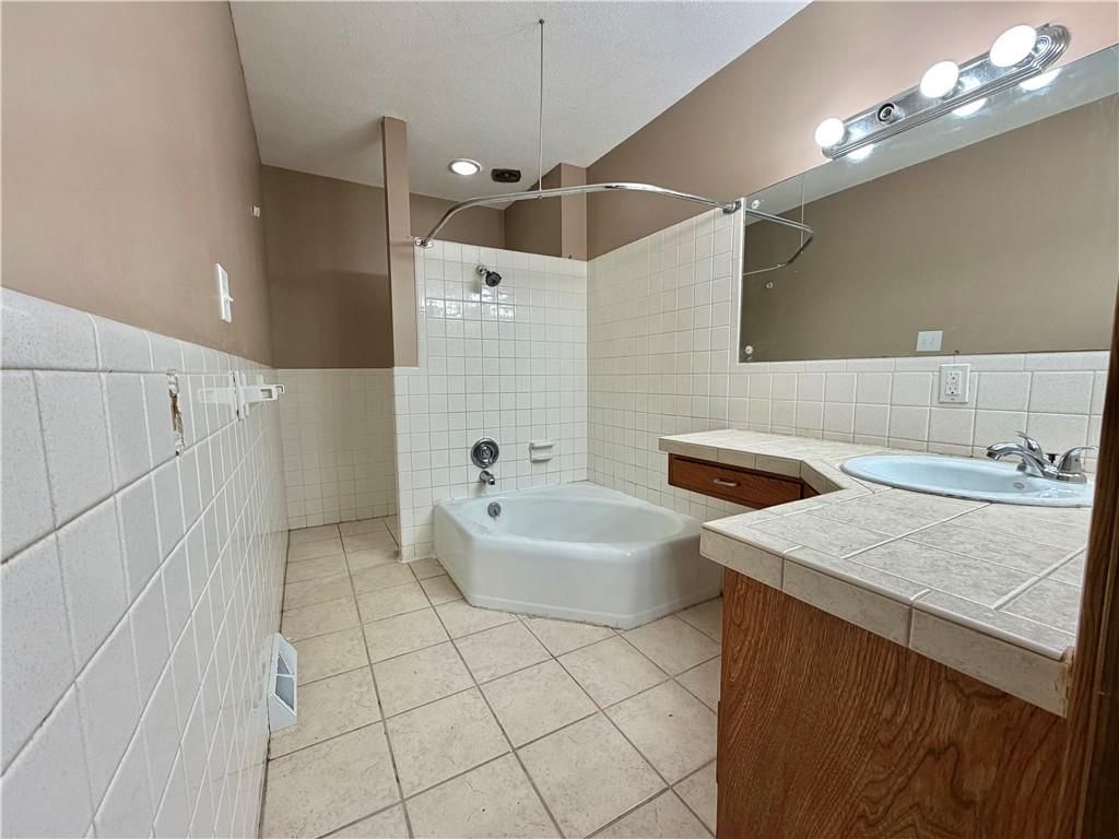 2125 N 88 Street — photo 19