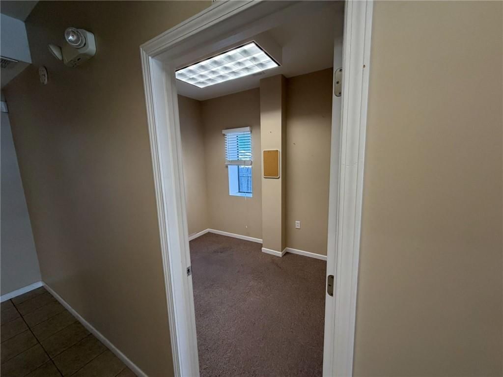 1221 E 25th Street — photo 15