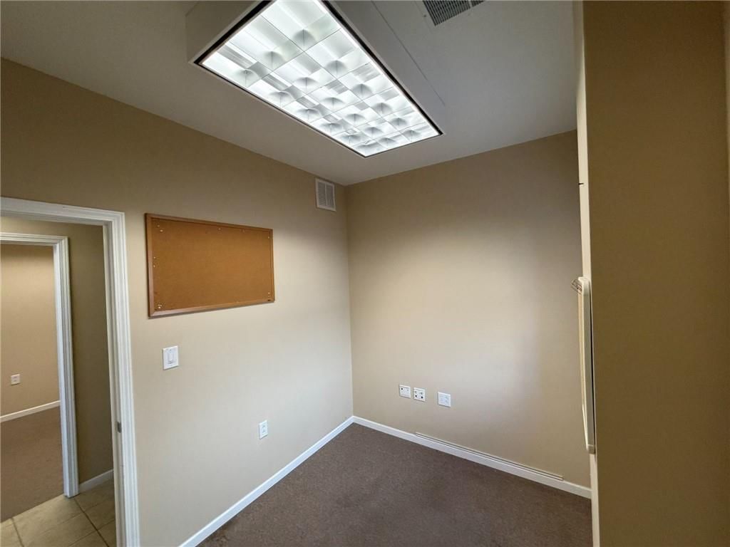 1221 E 25th Street — photo 16