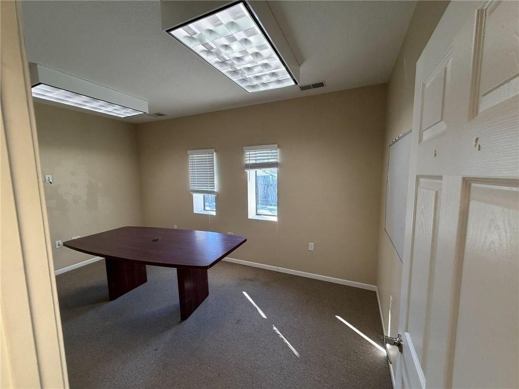 1221 E 25th Street — photo 25