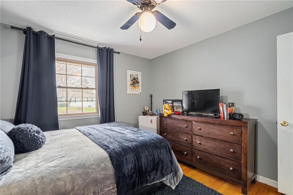 7509 N Baltimore Avenue — photo 39