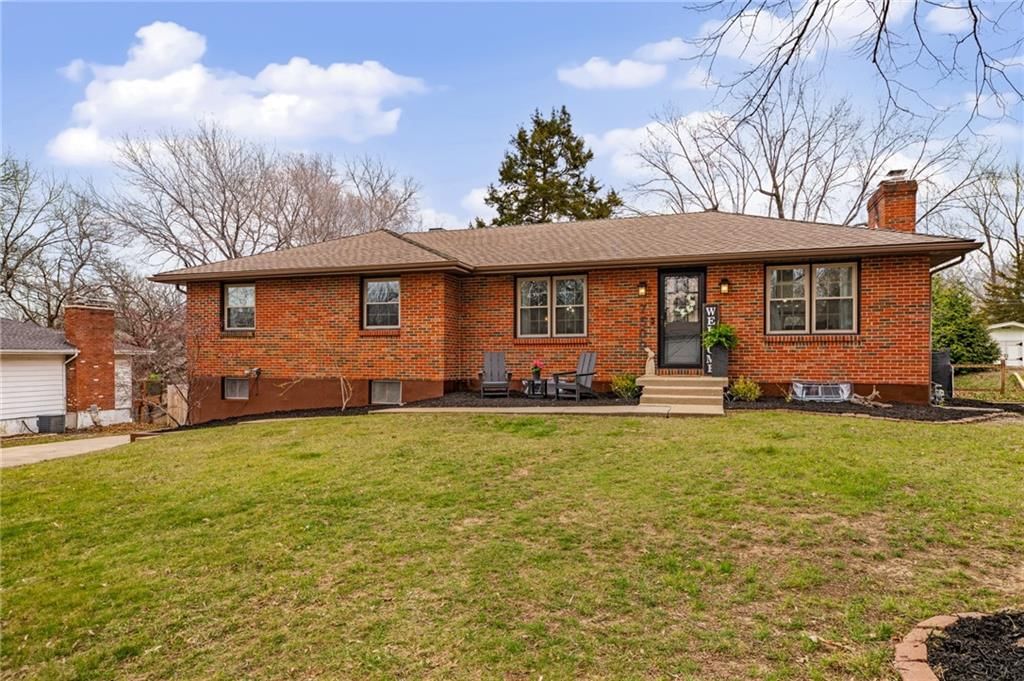 7509 N Baltimore Avenue — photo 6