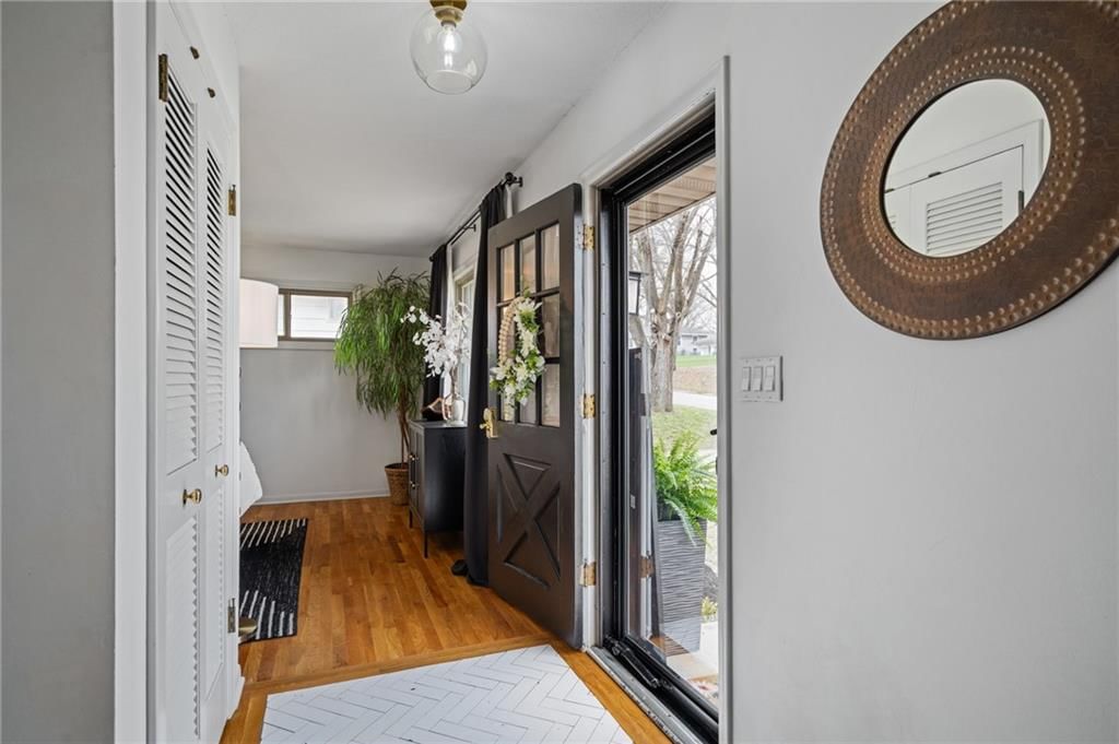 7509 N Baltimore Avenue — photo 10