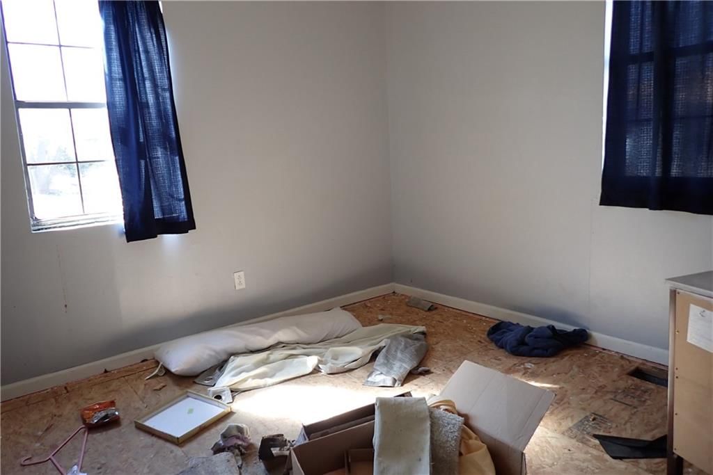 318 E Ohio Street — photo 12
