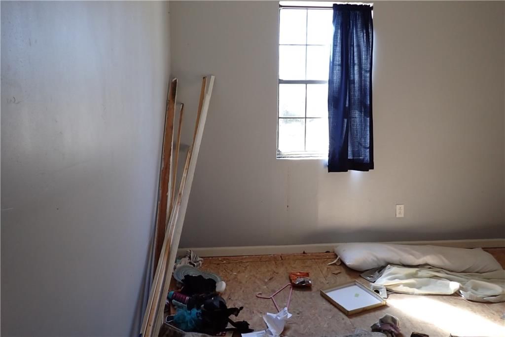 318 E Ohio Street — photo 13