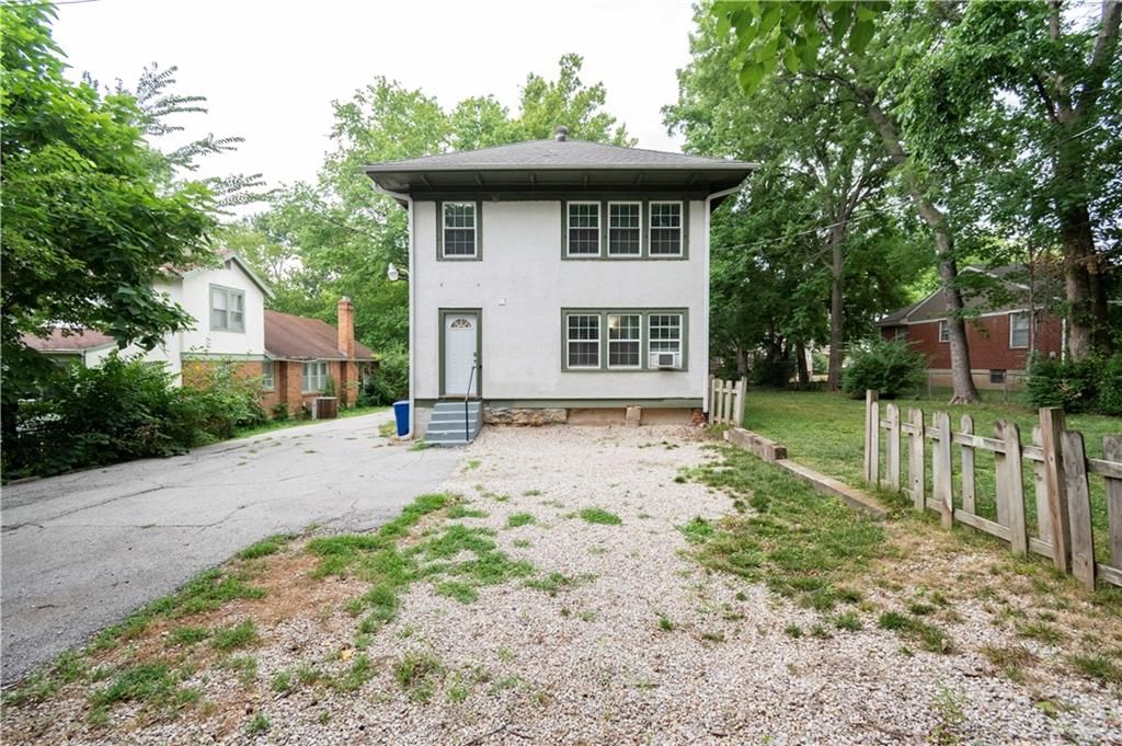 5331 Charlotte Street — photo 5